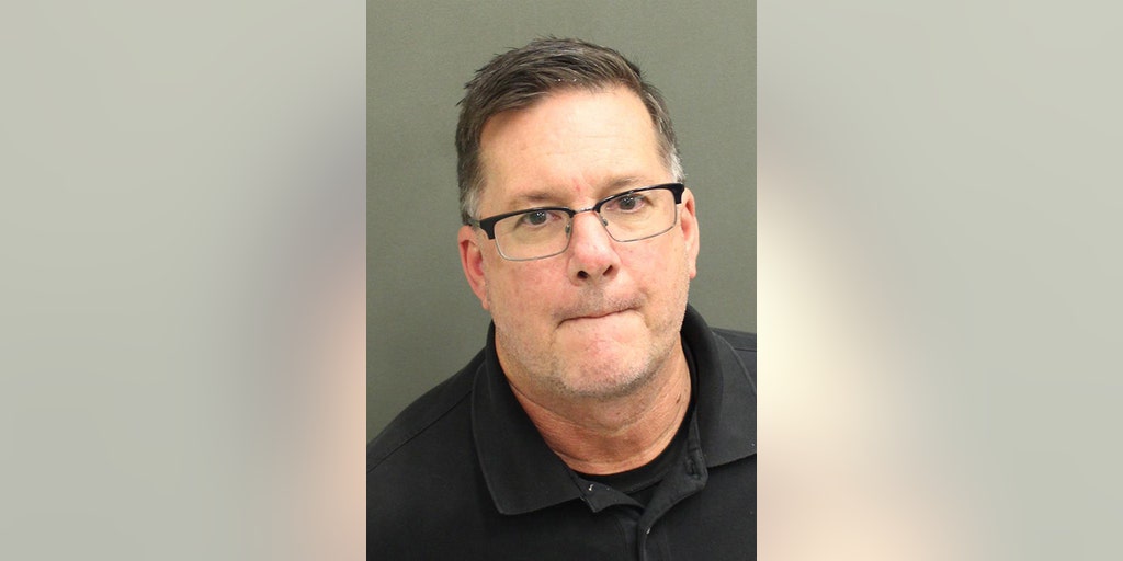 Former Florida theme park worker convicted of attempting to meet minor for sex - Vimarsana News
