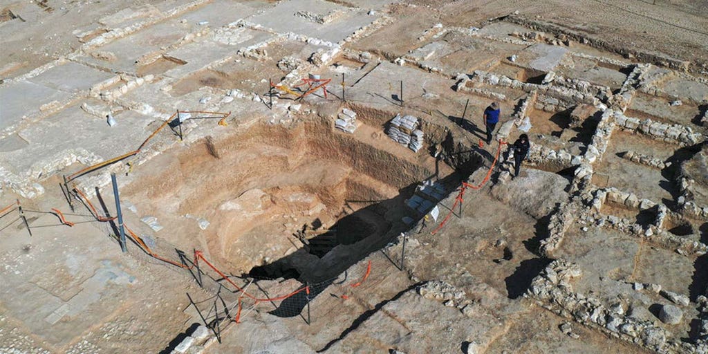 Israel archaeologists unearth 1,200-year-old luxury mansion during excavations - Vimarsana News