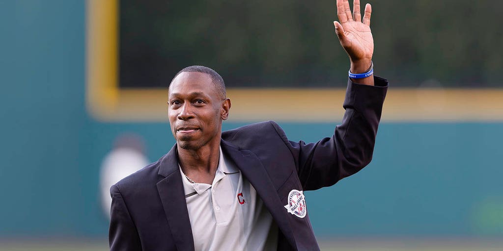 Former MLB star Kenny Lofton faces lawsuit from ex-employee over nude photos Fox News