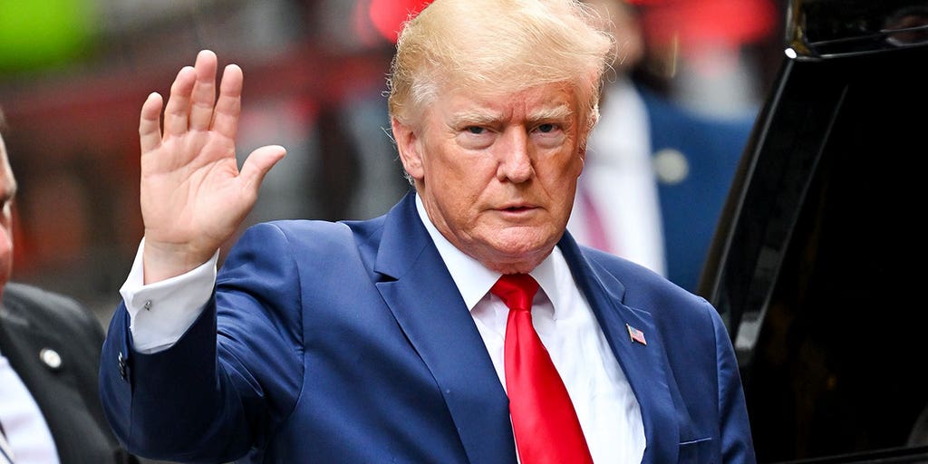 Trump legal counsel vows 'Fourth Amendment based' challenge to Mar-a-Lago raid 'very soon' - Vimarsana News