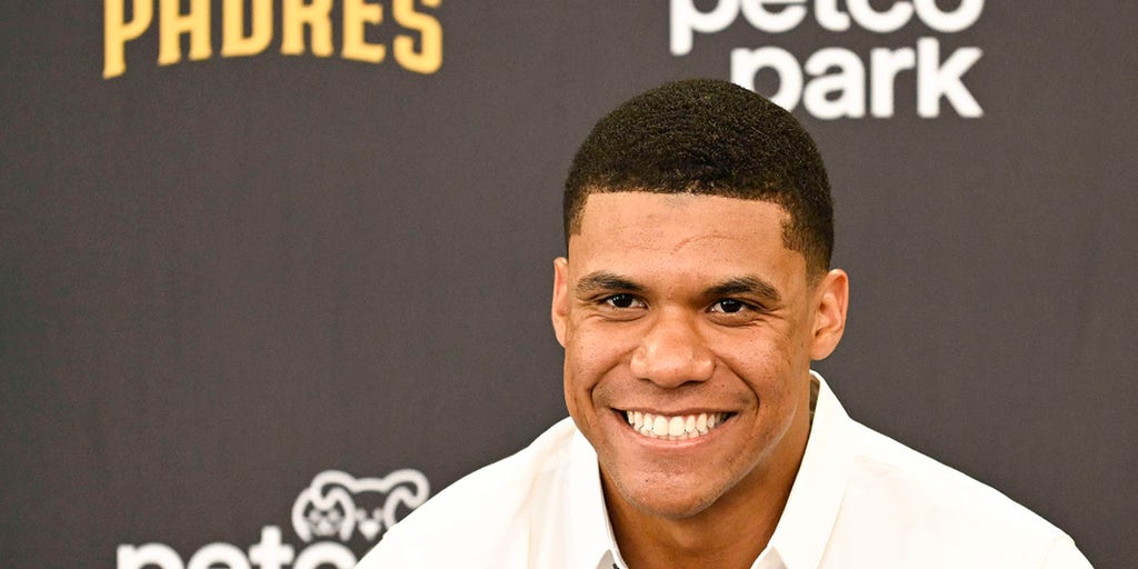 Juan Soto wishes opposing pitchers 'good luck' when facing Padres' lineup  in introductory press conference ahead of debut
