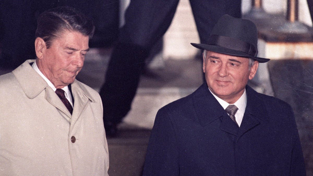 Ronald Reagan with Mikhail Gorbachev in Reykjavik