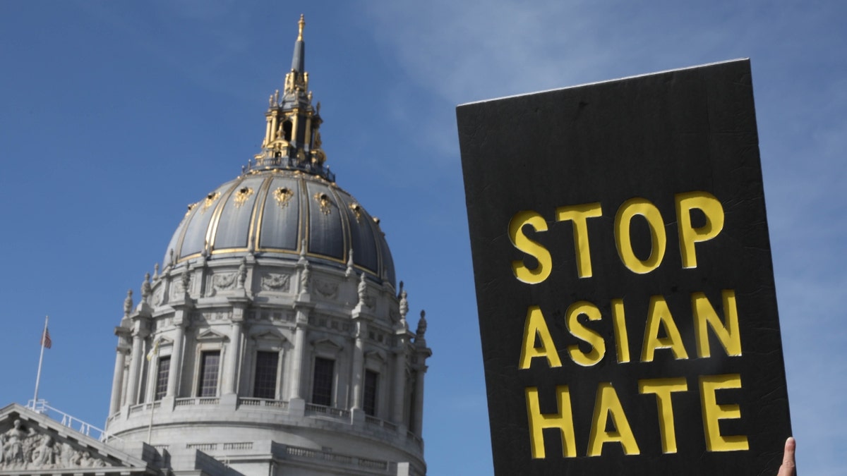 A sign that says "Stop Asian Hate"
