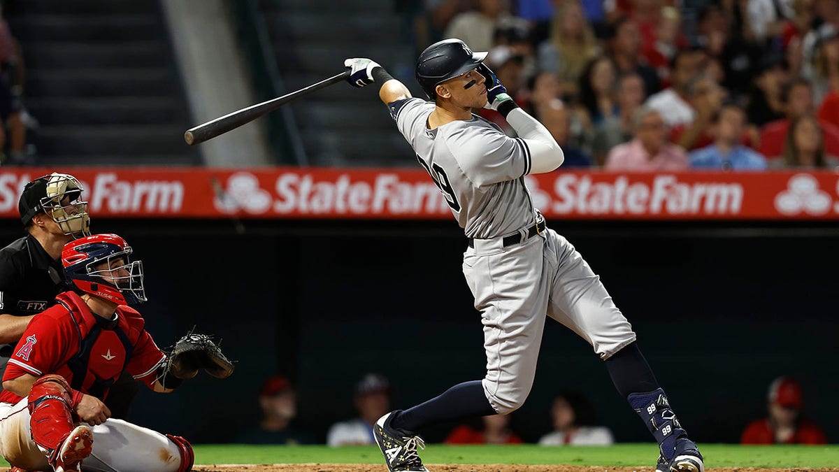 Should Aaron Judge Be Considered the New Home Run King? - The New