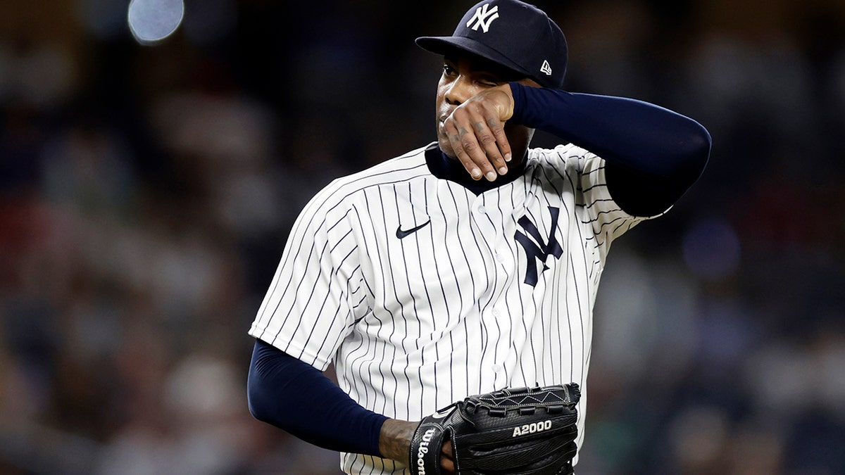 Yankees' Chapman on IL with infection from tattoo – Trentonian