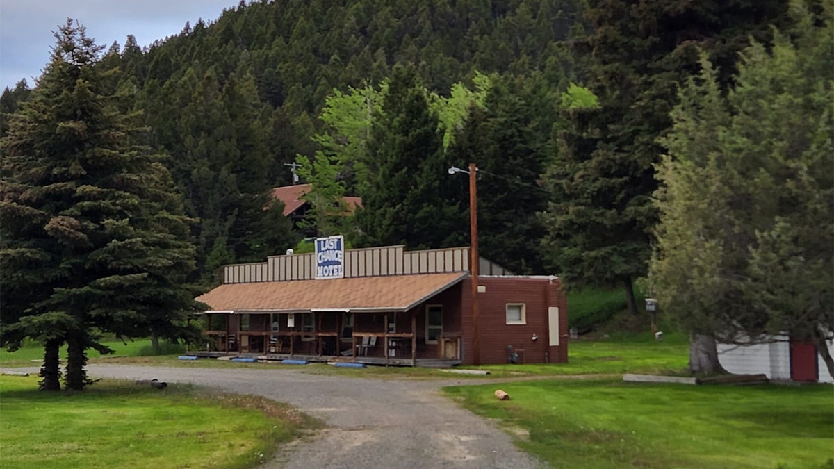 Motel in Elliston Montana