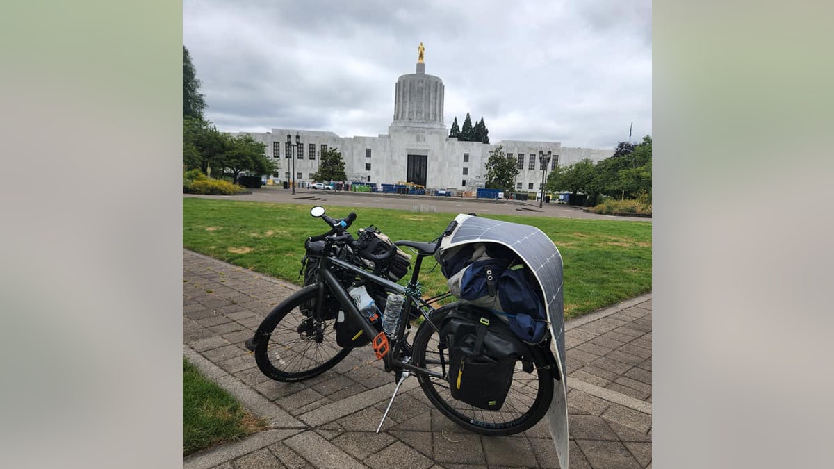 Barnes' bicycle at the Oregon capitol