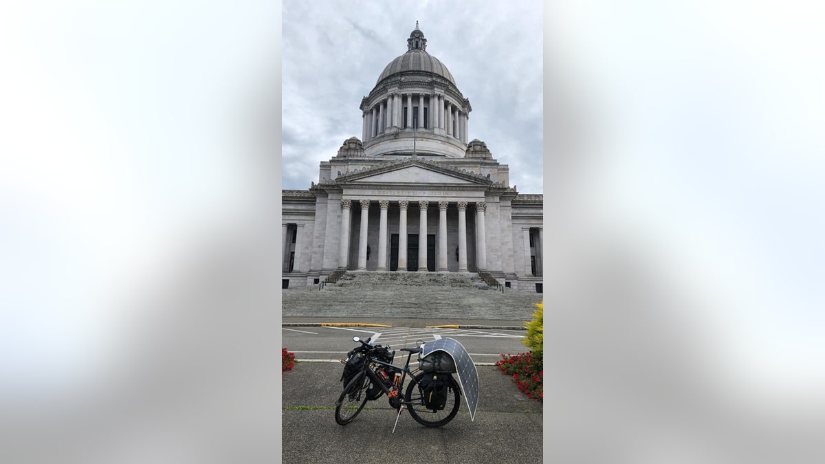 Barnes' bicycle at the Washington state capitol