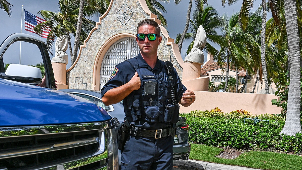 police officer outside Mar-a-Lago