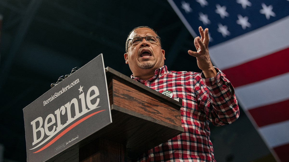 AG Ellison campaigns for Bernie Sanders