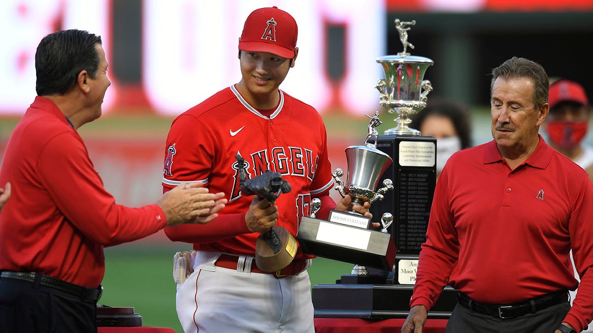 Angels owner as Shohei Ohtani receives the MVP award