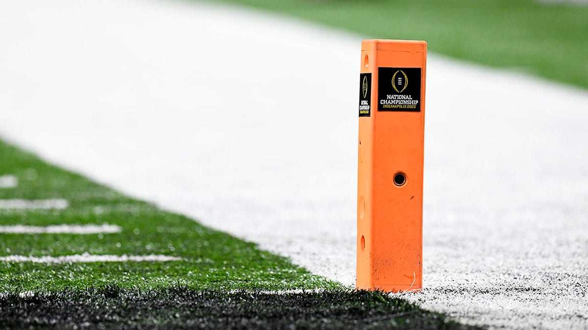 And end zone pylon at the 2022 CFP national championship game