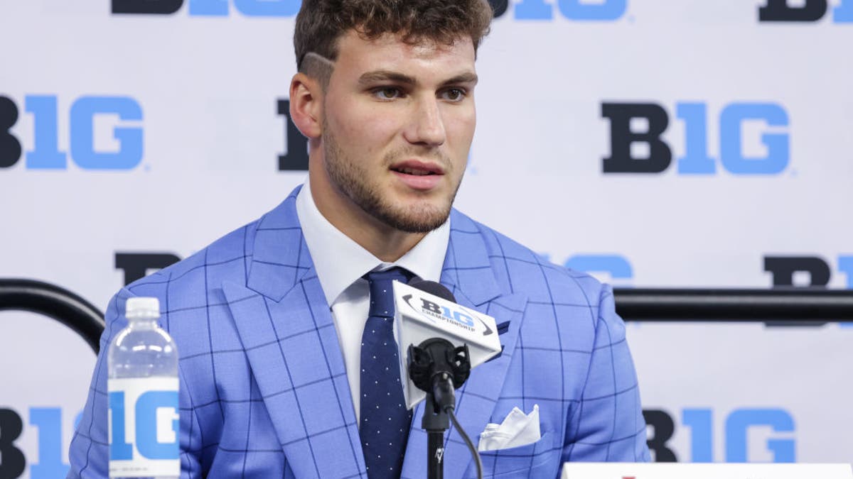 Indiana Hoosiers football program looks to bounce back from letdown 2021-2022 season 1 Indiana Hoosiers football program looks to bounce back from letdown 2021-2022 season thumbnail