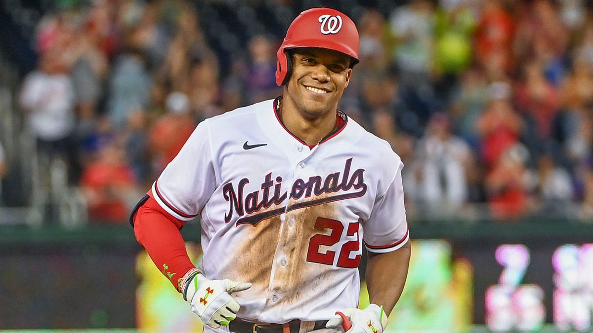 Juan Soto hits a home run against Max Scherzer