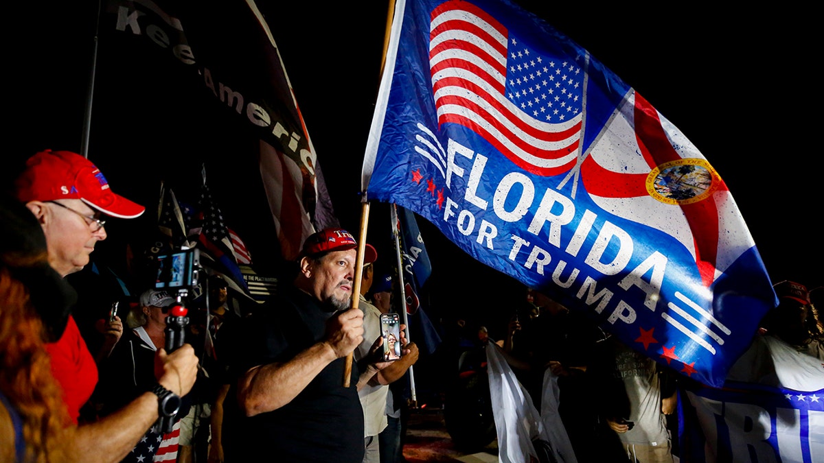 trump supporters at mar-a-lago