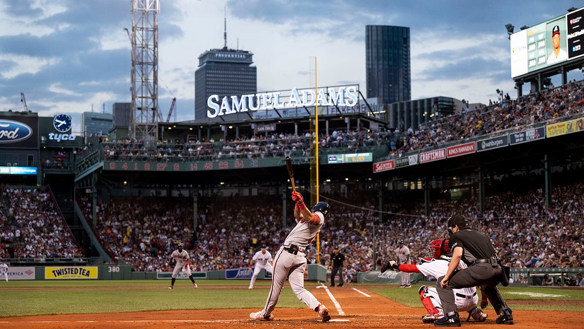 Vaughn Grissom hits his first big league hit on a home run