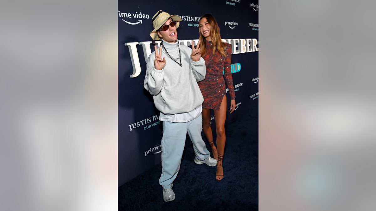 Hailey and Justin Bieber premiere