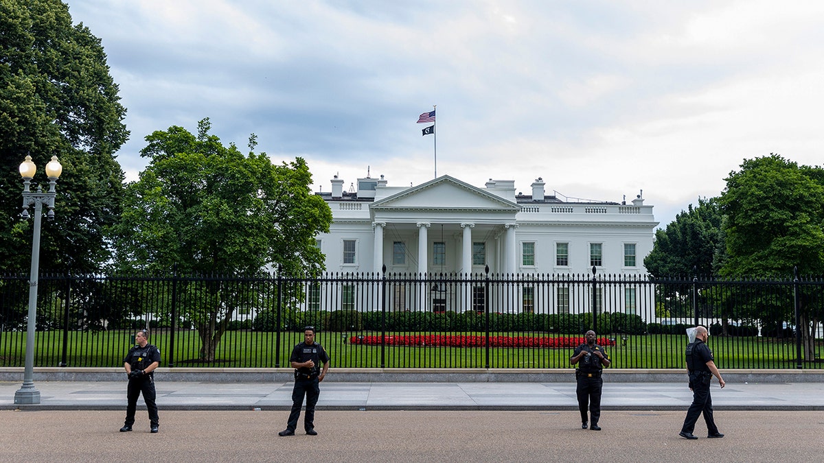 Secret Service at White House