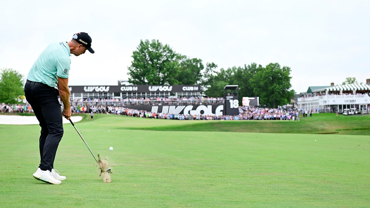 Henrik Stenson on the 18th hole