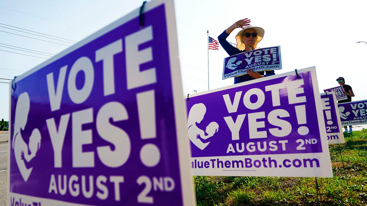 Kansas abortion vote yes