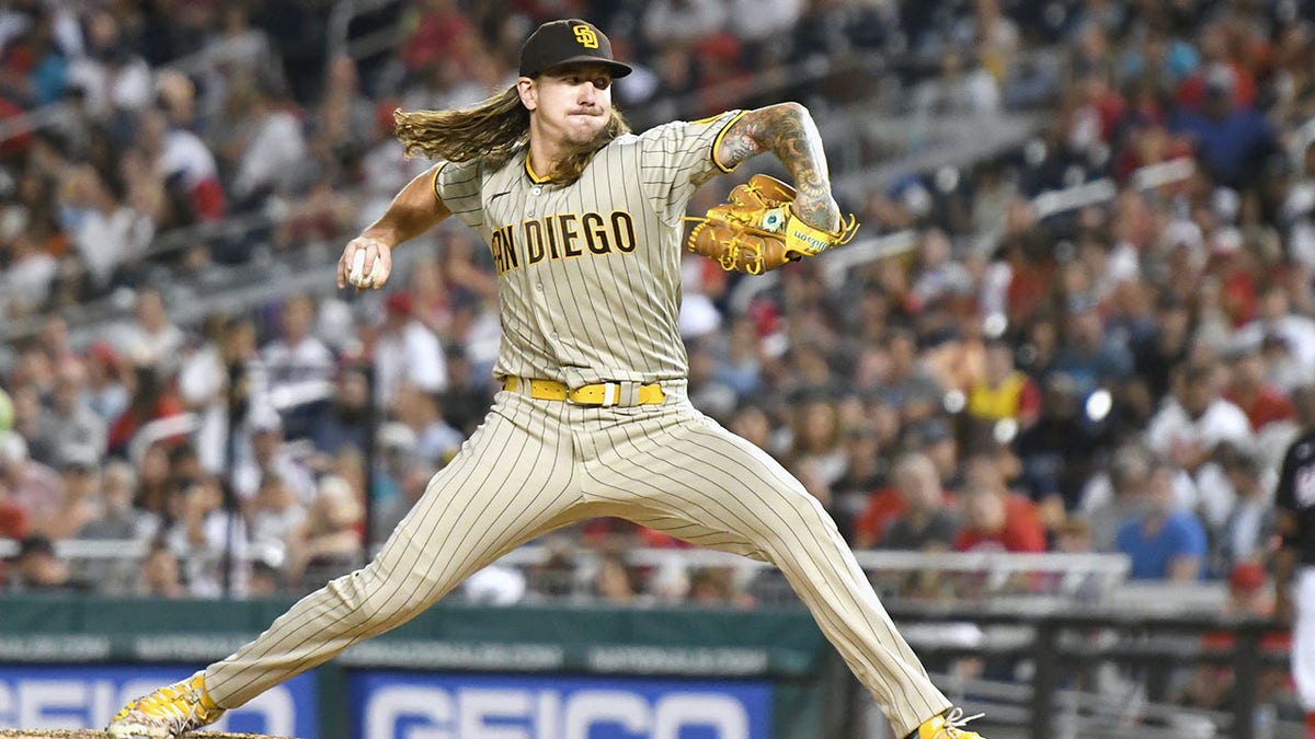 Mike Clevinger pitches against the Washington Nationals