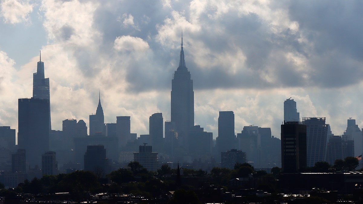 NYC sunrise skyline