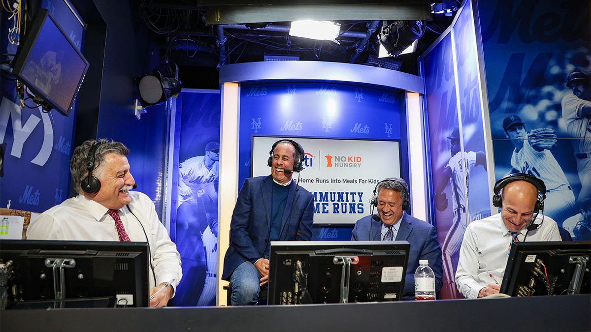 Keith Hernandez, Jerry Seinfeld, Ron Darling, and Gary Cohen share a laugh