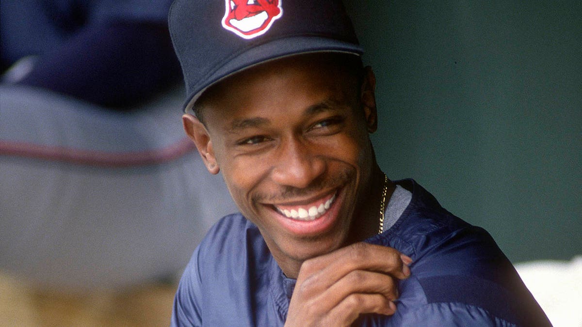 Former MLB star Kenny Lofton faces lawsuit from ex-employee over