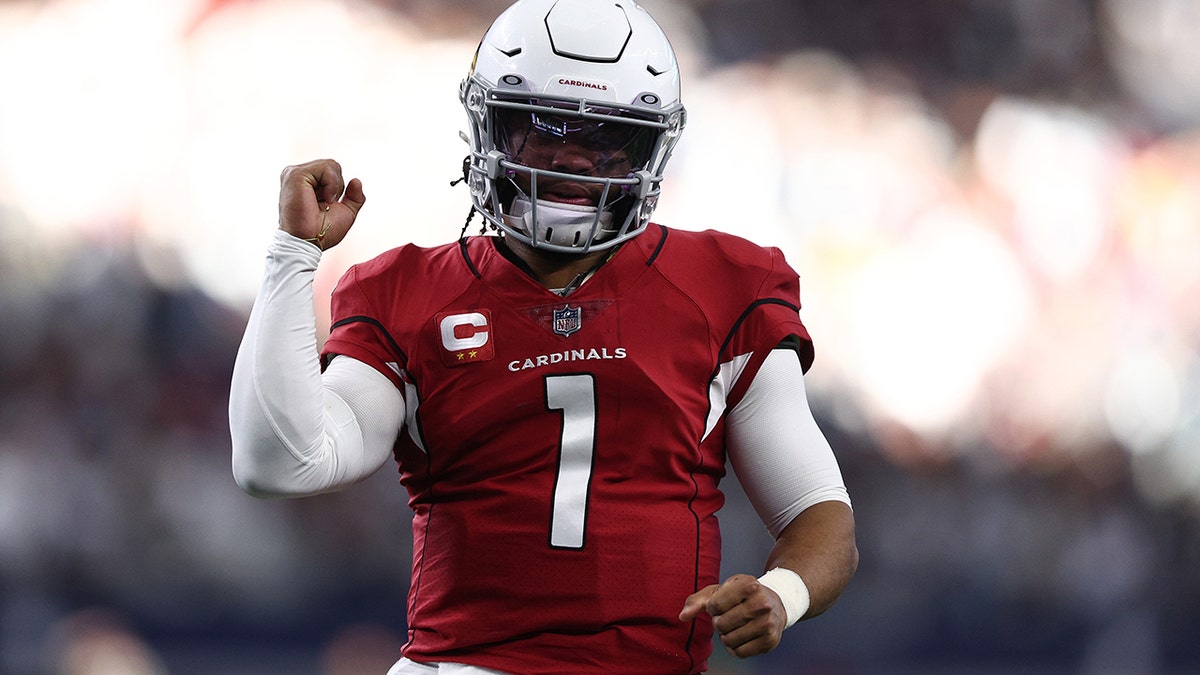 Kyler Murray fist pumps