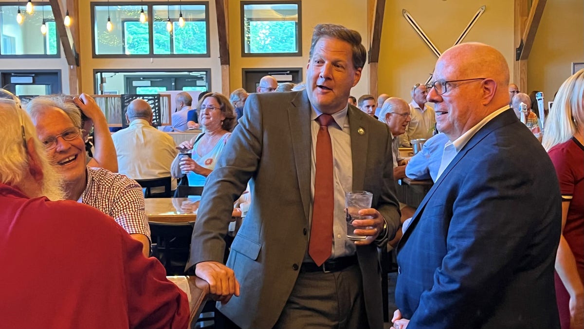 Govs. Larry Hogan and Chris Sununu in New Hampshire