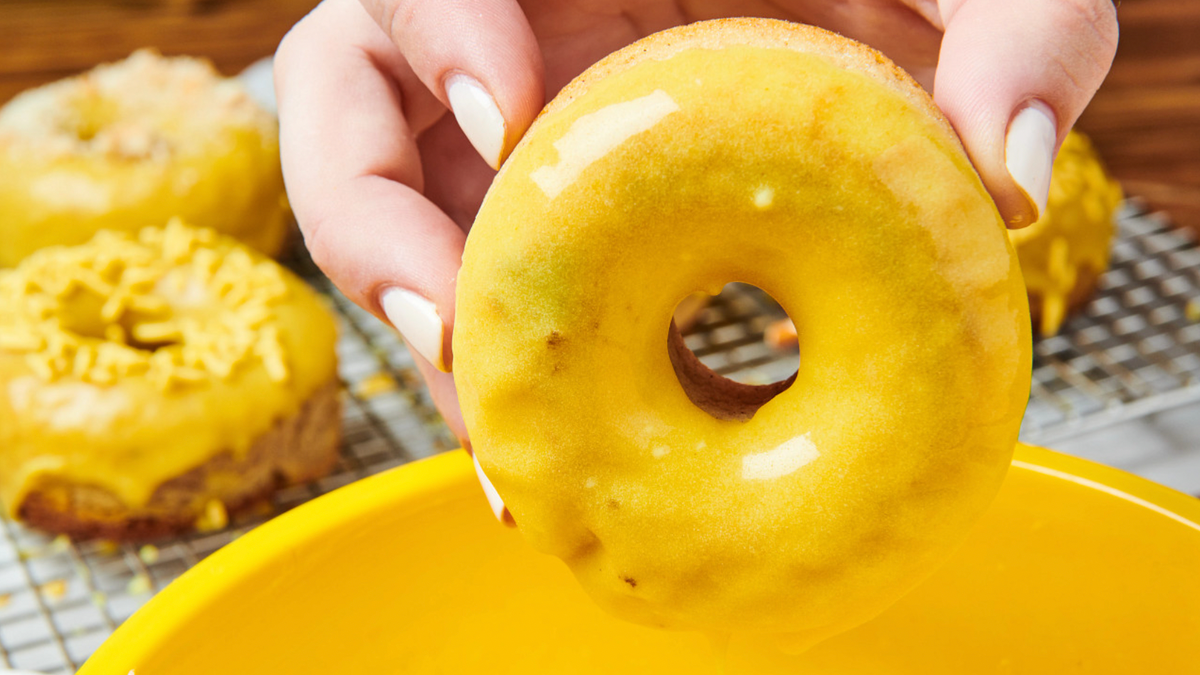 Bright yellow mustard glaze