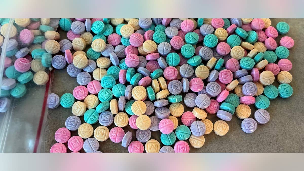 fentanyl pills of all colors