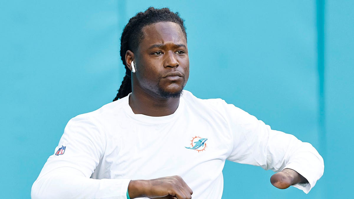 Shaquem Griffin disproves doubters again, looks poised to start NFL debut  playing with 1 hand