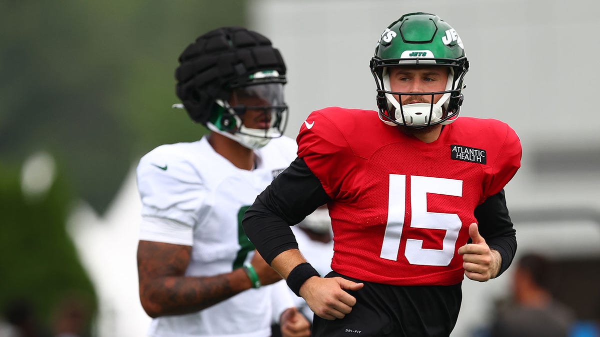 Jets Releasing QB Chris Streveler 