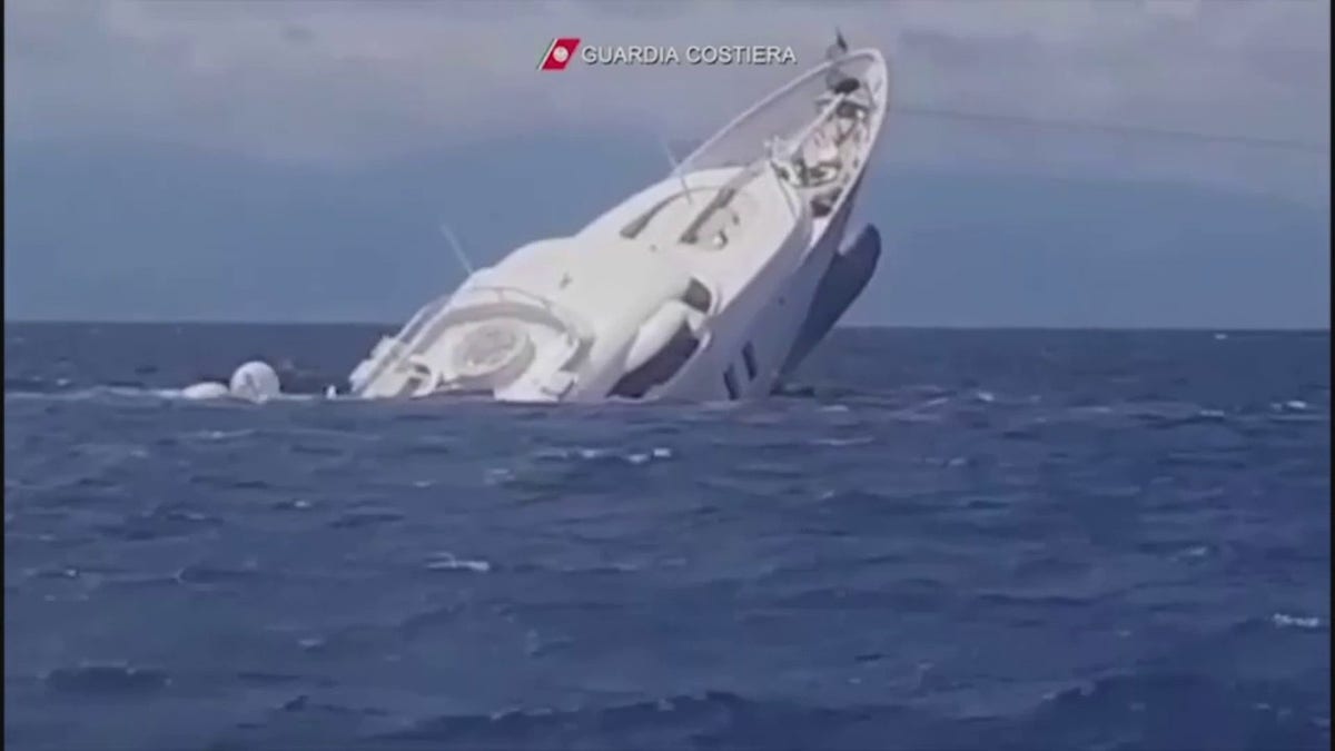 superyacht sinks off italian coast