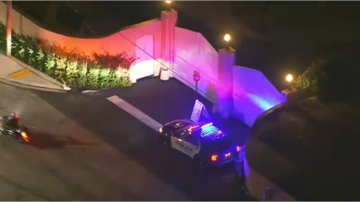 A police car stationed outside Mar-a-Lago during the FBI raid