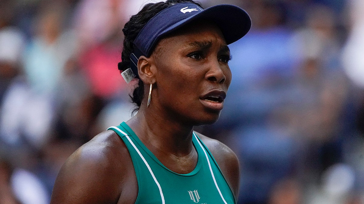 Venus Williams reacts to match against Alison Van Uytvanck