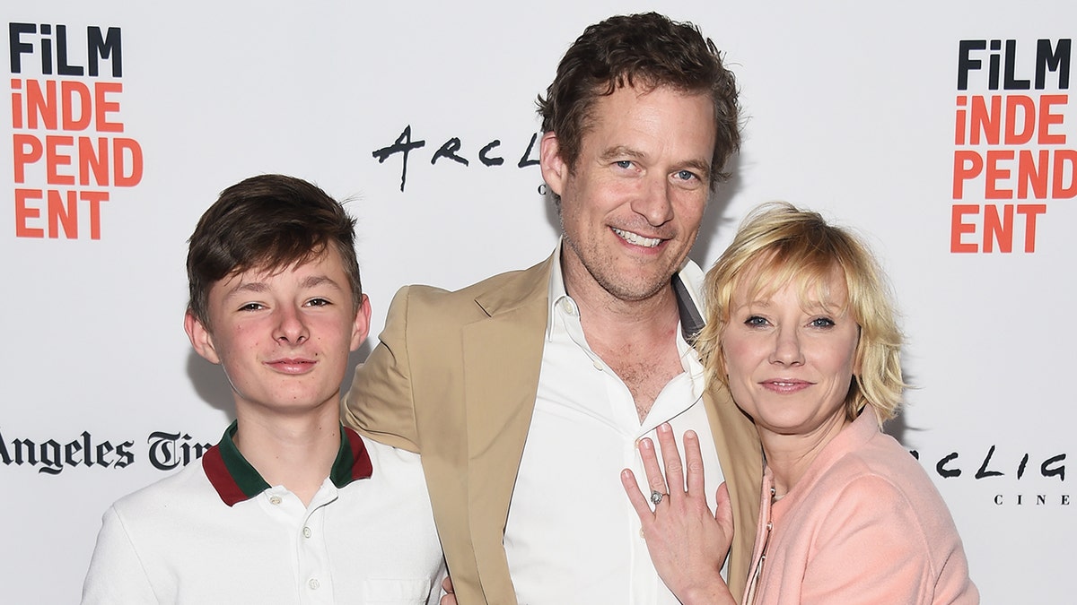 Anne Heche, James Tupper, Homer Laffoon