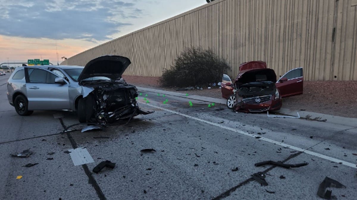 Arizona trooper collides with wrong-way driver on Loop 101