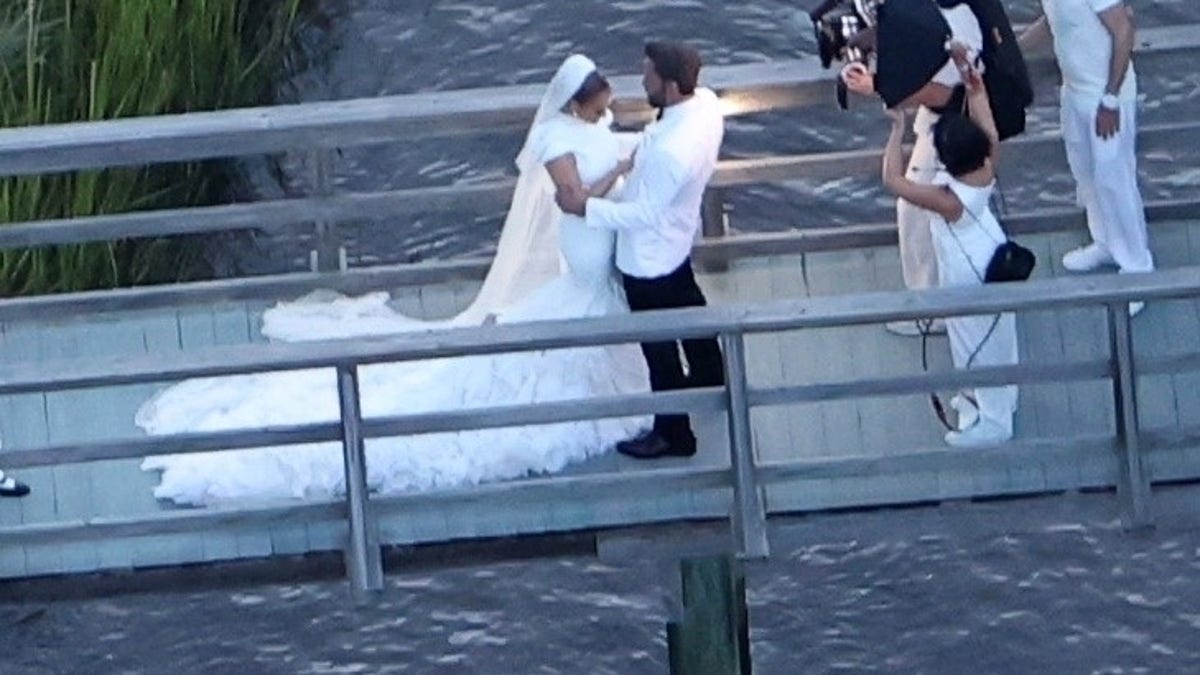 Ben Affleck and Jennifer Lopez wedding