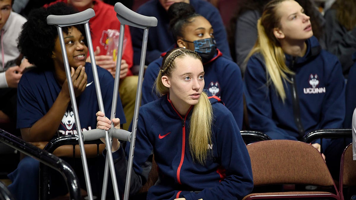 Paige Bueckers on bench