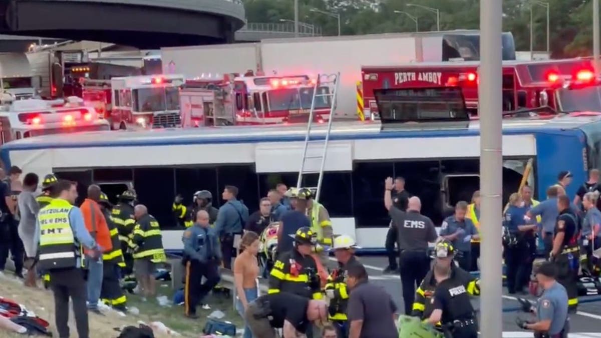 Bus overturns on New Jersey turnpike