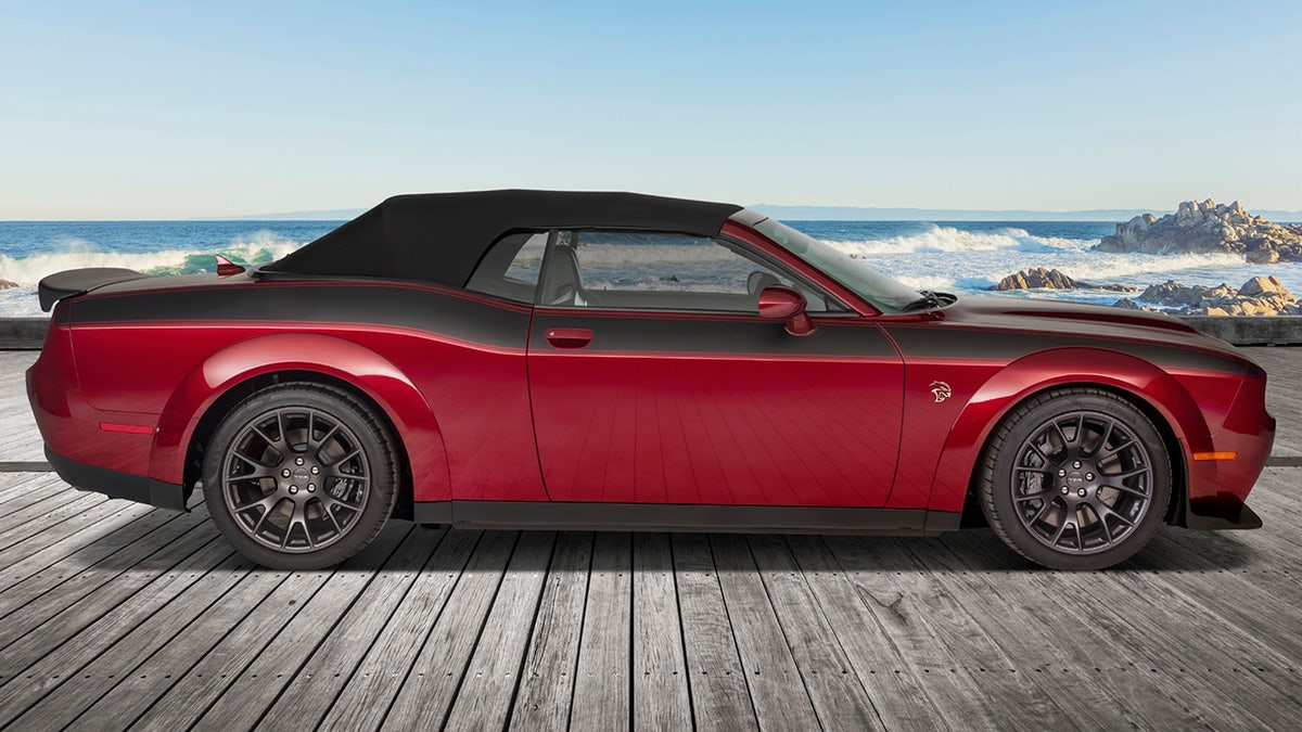 Dodge Challenger convertible top