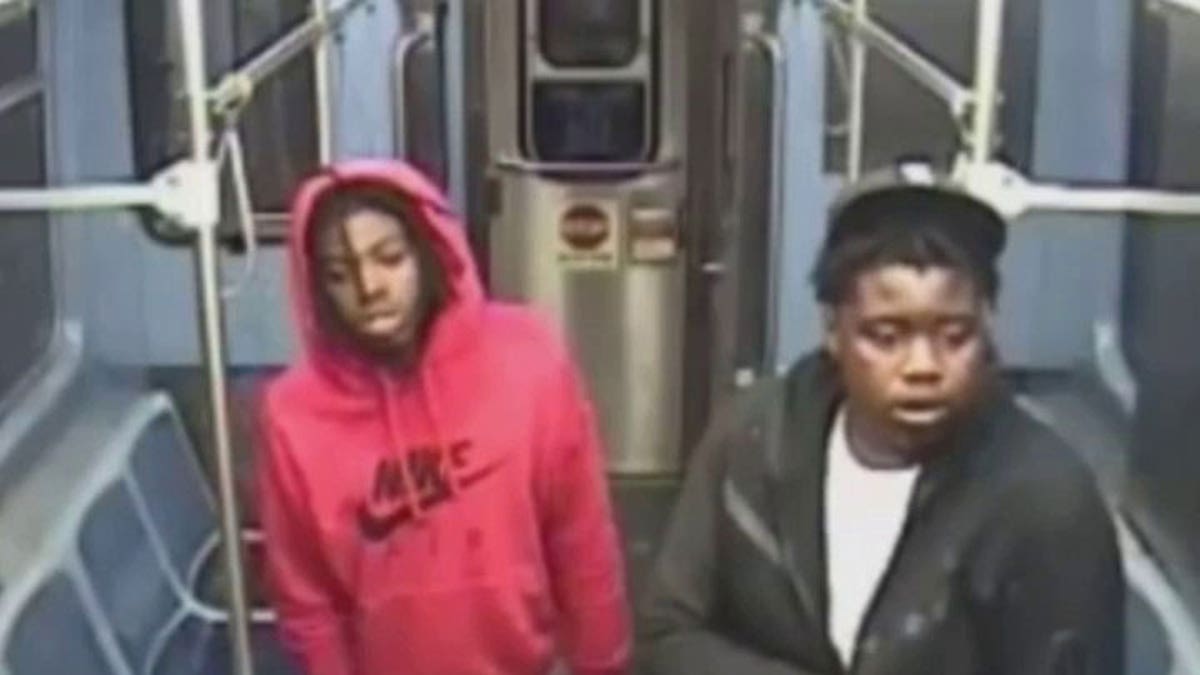 Police Release Video Of Chicago CTA Red Line Shooting Suspects | Fox News