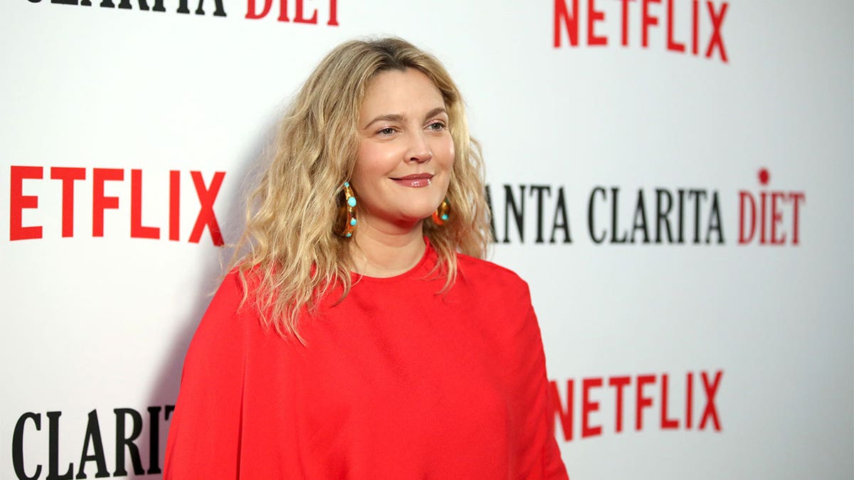 Drew Barrymore Sex Porn Real - Drew Barrymore explains why she has abstained from sex since 2016 split  from Will Kopelman | Fox News