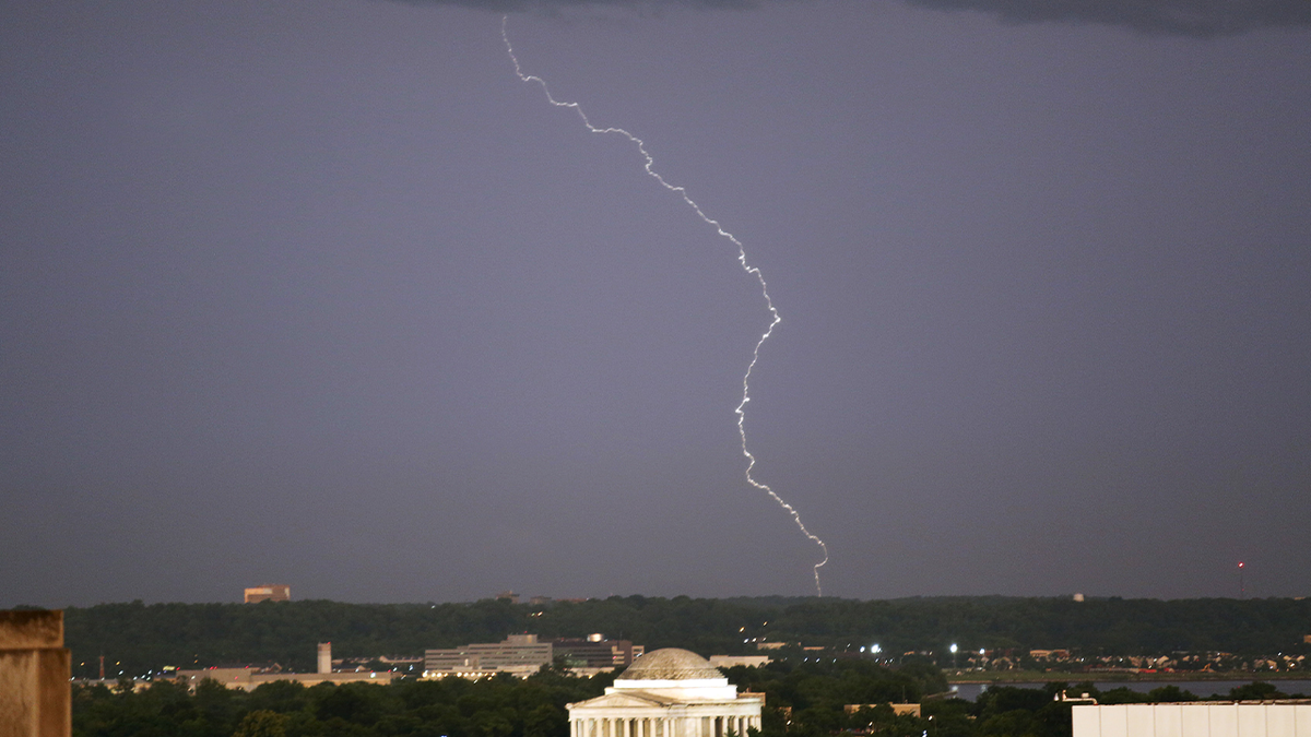 Photo of lightening strike in Washington, D.C. from 2015