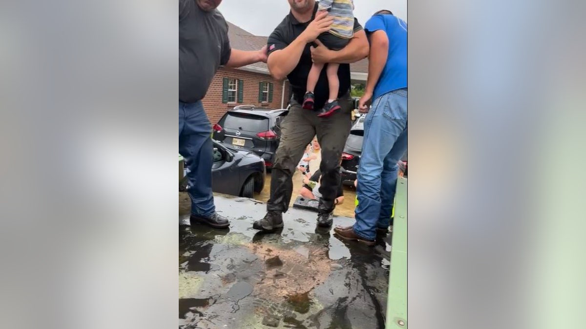 Kids saved from Mississippi flooding daycare