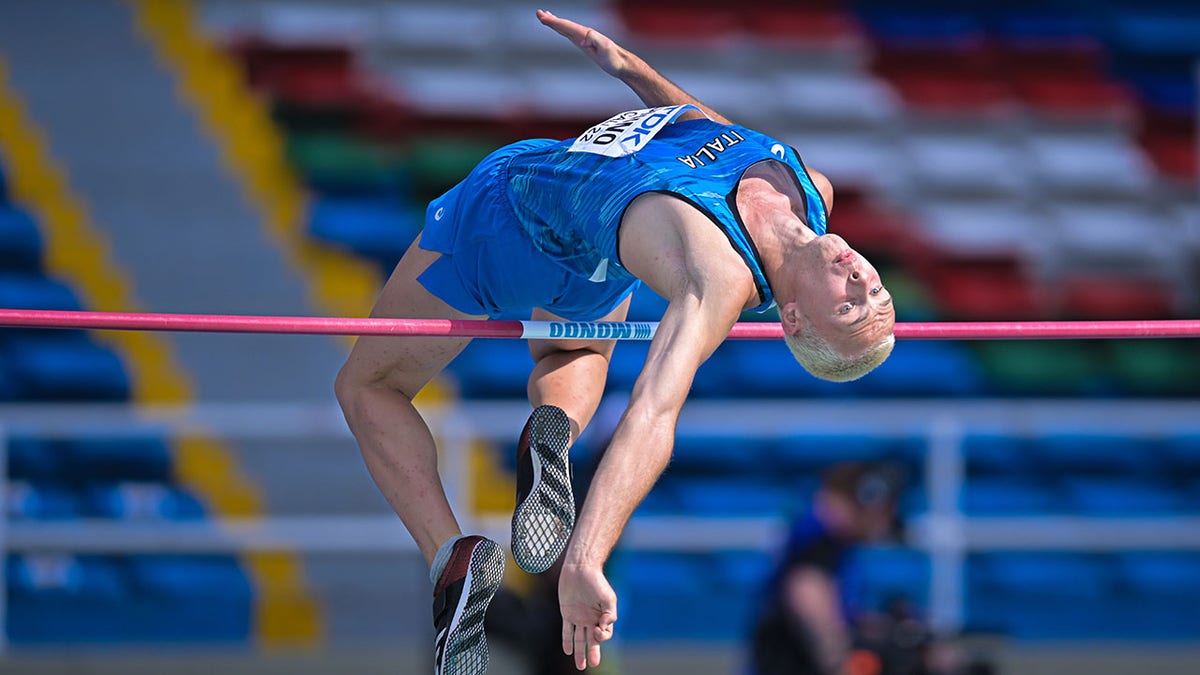 Alberto Nonino in high jump