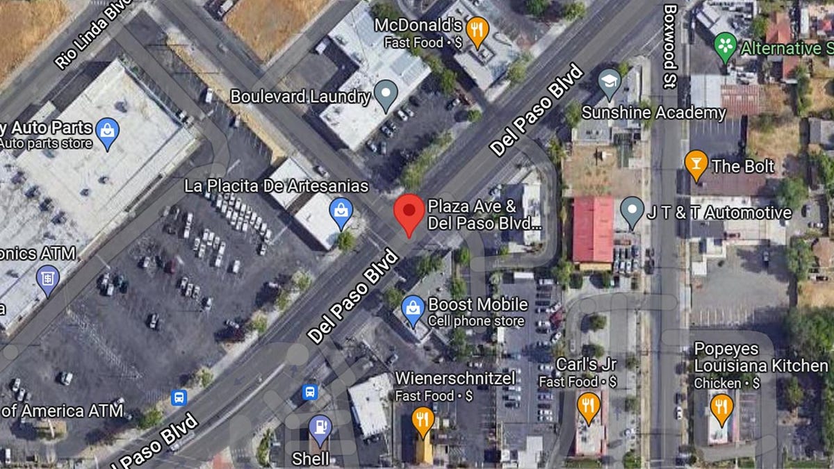 A map of the intersection of Plaza Avenue and Del Paso Boulevard 