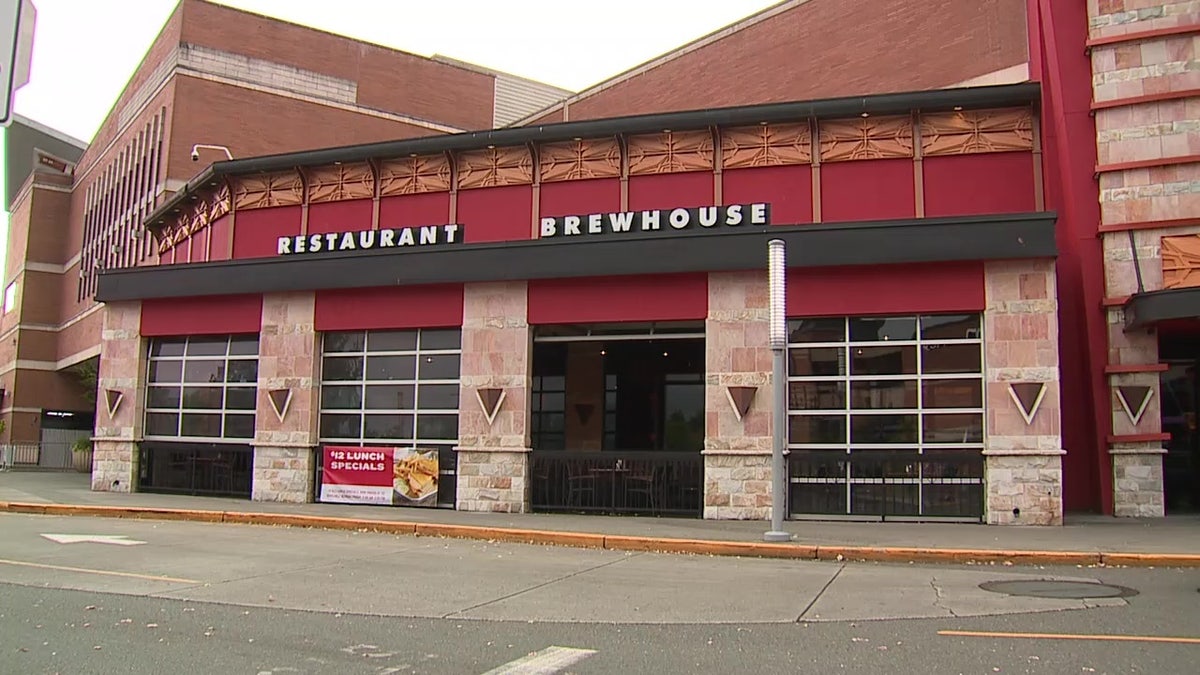 Restaurant brewhouse exterior